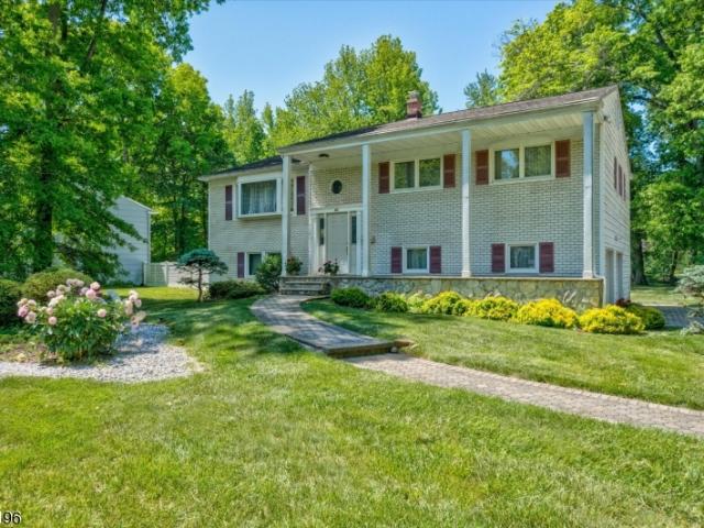 House for sale in Berkeley Heights, New Jersey