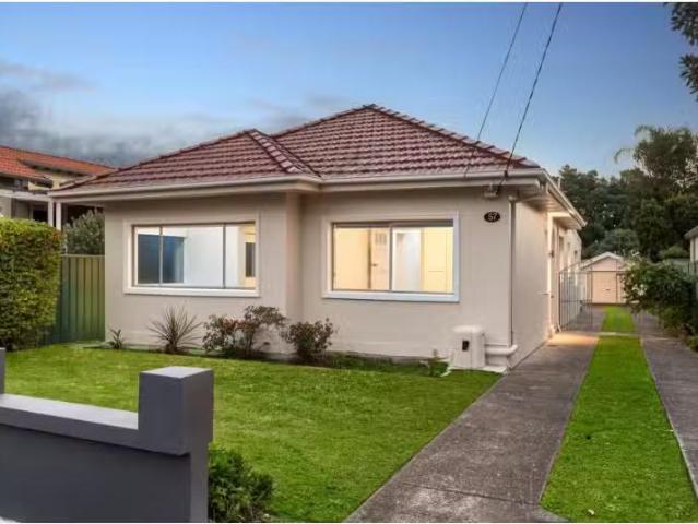House for rent in Eastlakes
