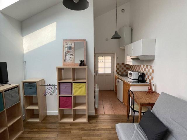 Studio location à Cité Emile Zola, Orléans