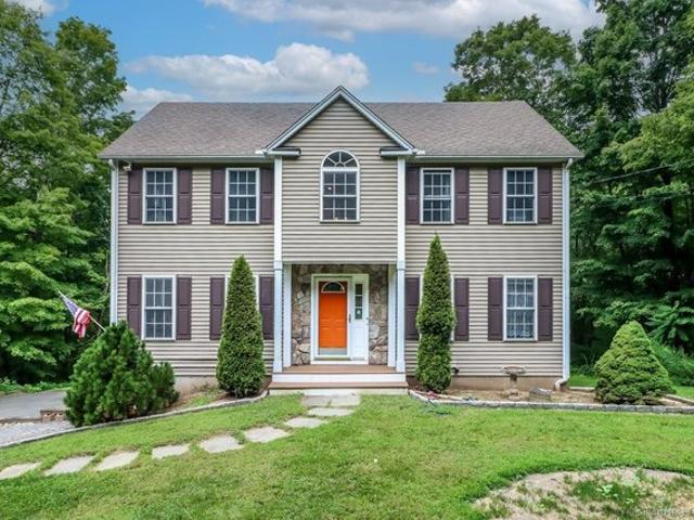 House for sale in Gaylordsville, Connecticut