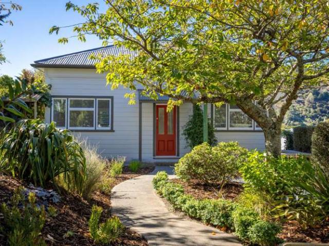 House for sale in Cable Bay, Nelson Bays