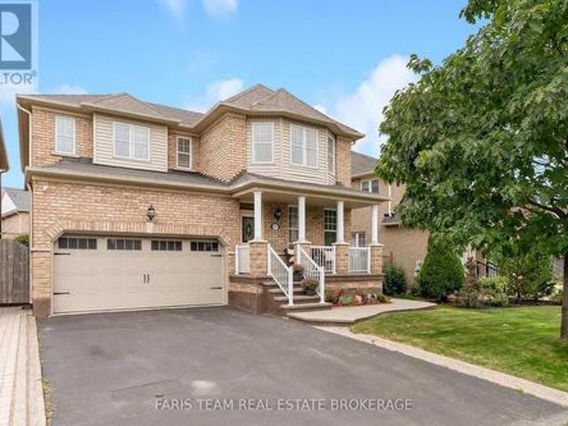 House for sale in Brampton, Golden Horseshoe