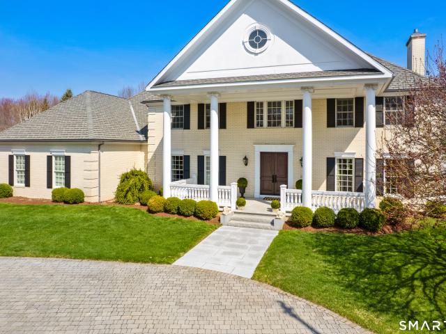 House for sale in Suffield, Connecticut