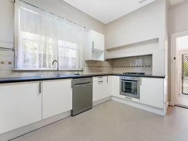 House for rent in Como, Western Australia