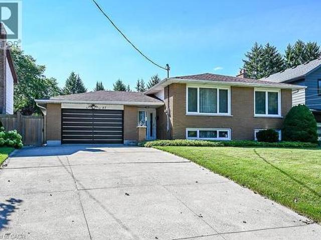 House for sale in Pleasant Valley West, Hamilton