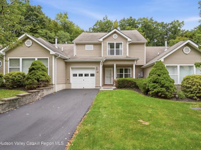 Condo for sale in Hillside, City of Kingston