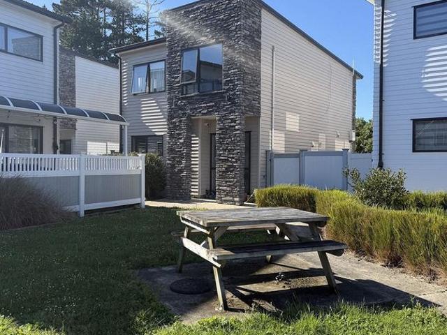 House for rent in Papakura