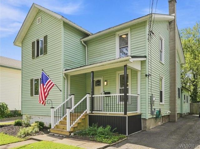 House for sale in Niagara, New York