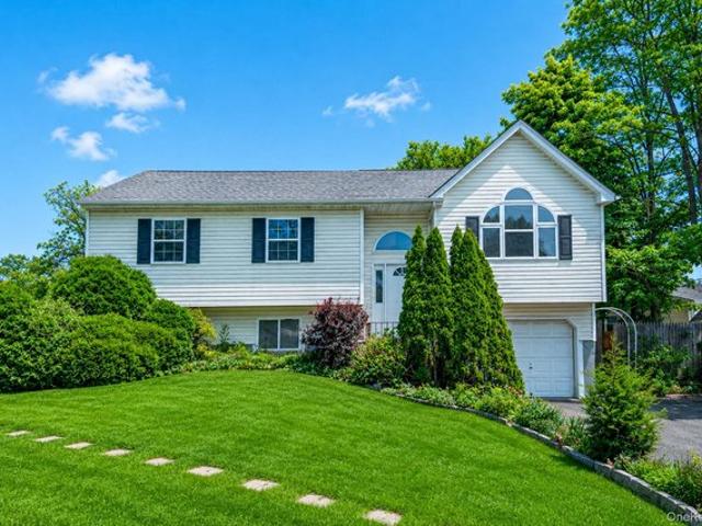 House for sale in Centereach, New York