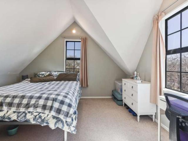 House for sale in Chaslands, Canterbury