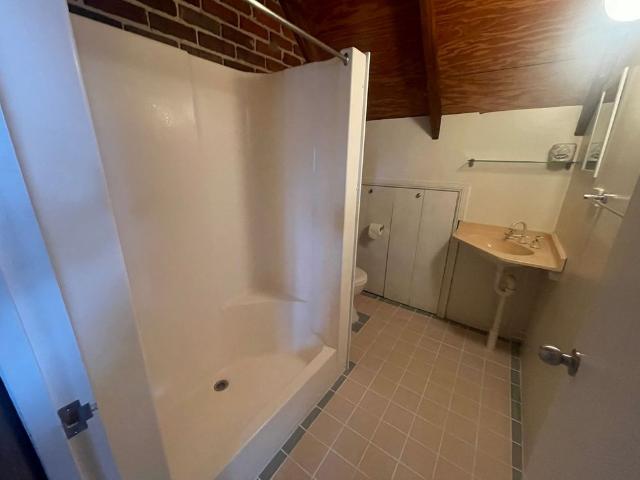 Granny Flat for rent in Brisbane Grove, New South Wales