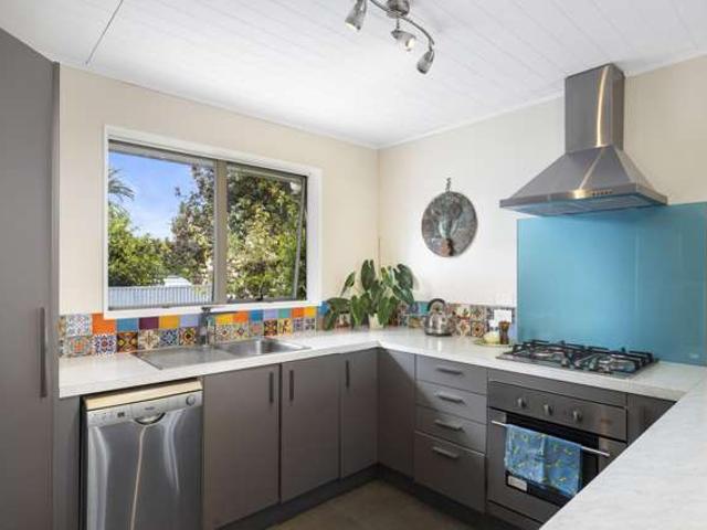 House for sale in Cape Palliser, Wellington