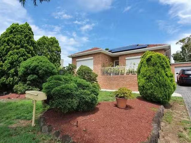 House for rent in Chifley