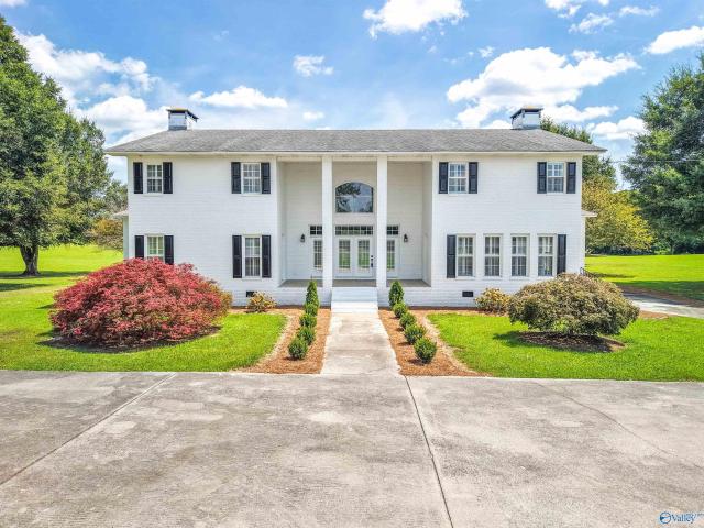 House for sale in Arab, Alabama