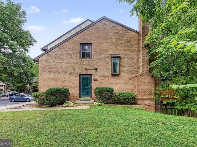 Townhouse for sale in Fairfax Station, Fairfax County