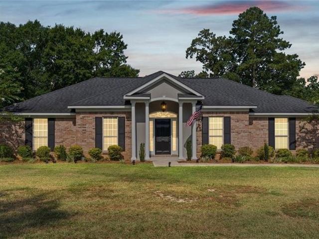 House for sale in Satsuma, Alabama
