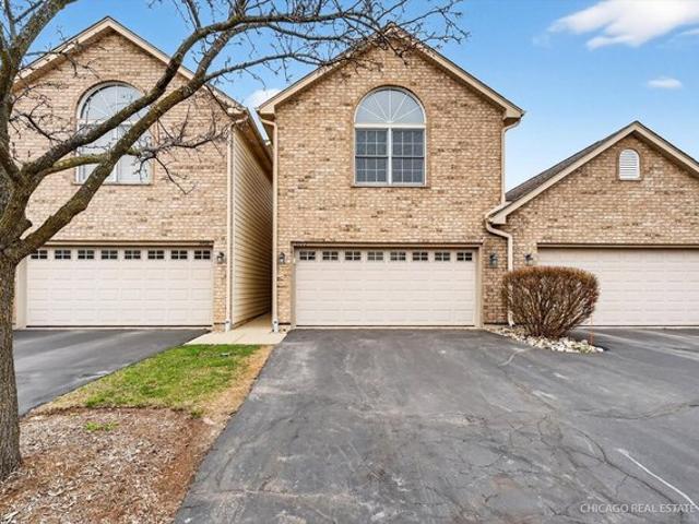 Condo for sale in Mchenry, Illinois