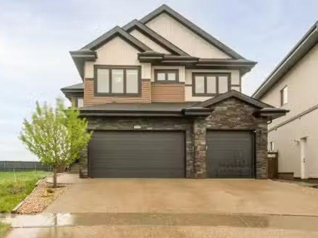 House for sale in Alberta