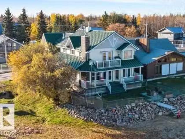 House for sale in Alberta Beach, Alberta
