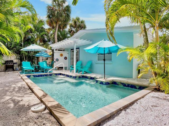 House for sale in Holmes Beach, Florida