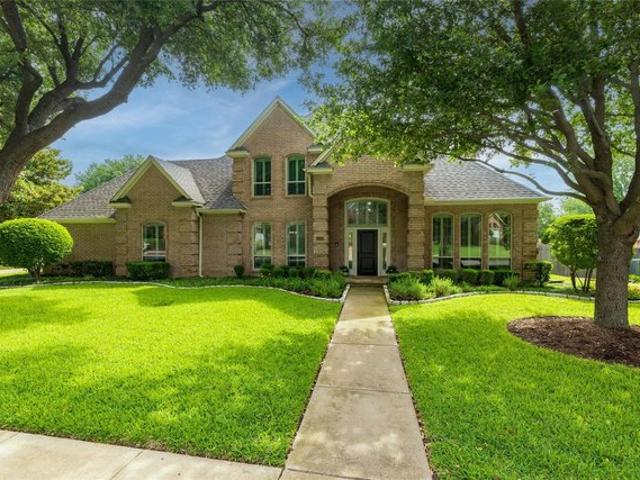 House for sale in Colleyville, Texas