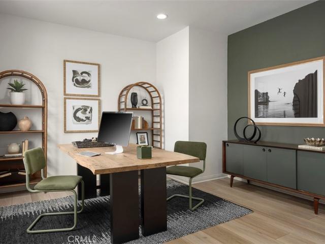 Condo for sale in Long Beach, California