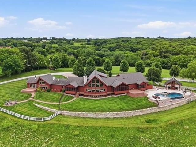 House for sale in Edgerton, Missouri