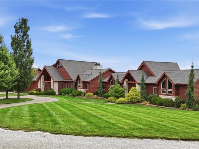 House for sale in Edgerton, Missouri
