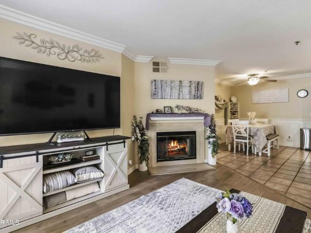 Condo for sale in Oak Park, California