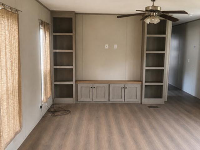 House for sale in Sheridan, Texas