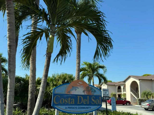 Condo for sale in Cape Canaveral, Florida