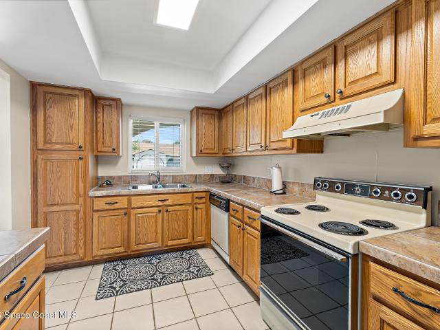 Condo for sale in Cape Canaveral, Florida