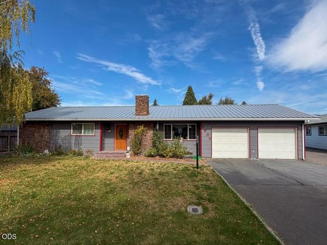 House for sale in Oregonia