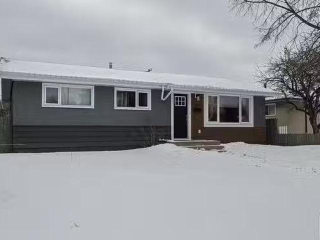House for sale in Wedgewood, Alberta