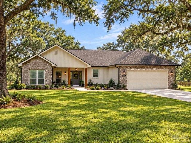 House for sale in Pace, Florida