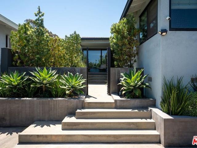 House for sale in Culver City, California