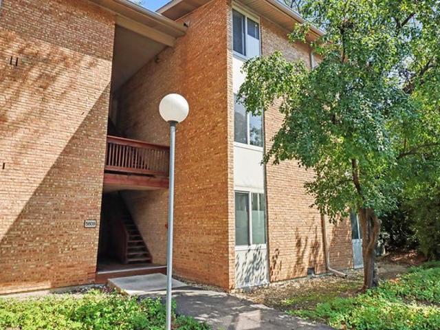 Condo for sale in Lisle, Illinois