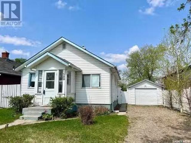 House for sale in Prince Albert, Saskatchewan