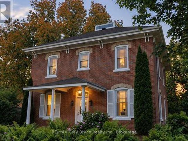 House for sale in Owen Sound, Southwestern Ontario