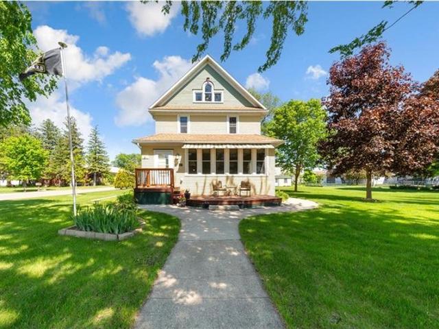 House for sale in Lafayette, Minnesota