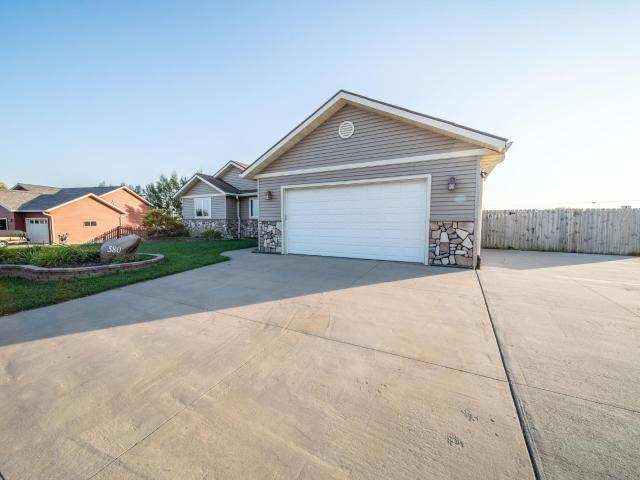 House for sale in Eyota, Minnesota