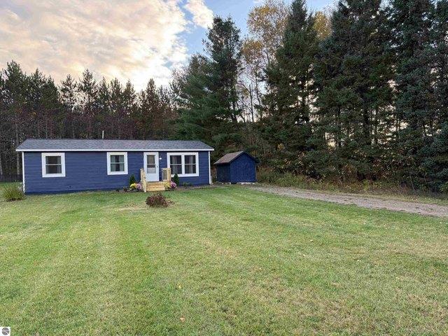 House for sale in Rose City, Michigan