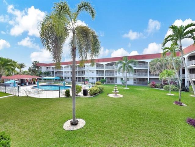 Condo for sale in Hallandale, Florida
