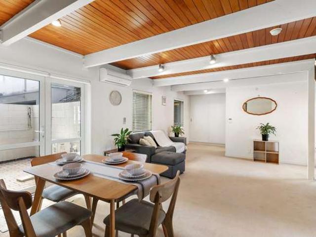 Townhouse for sale in Matata, Wellington