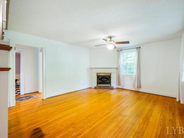 House for sale in Gladys, Campbell County