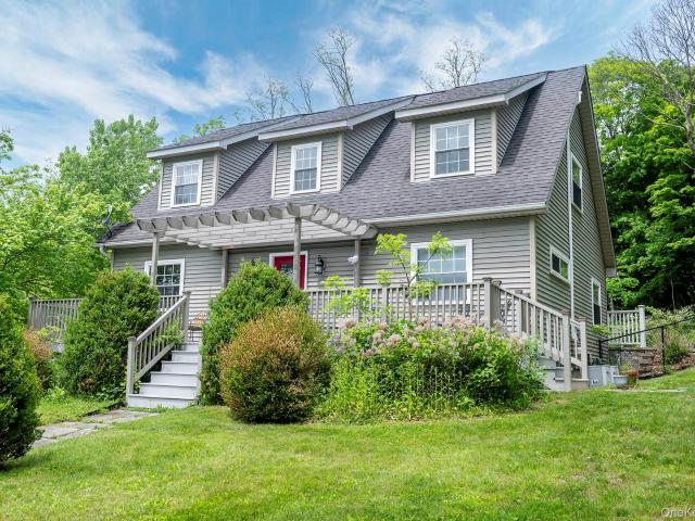 House for sale in Millbrook, New York