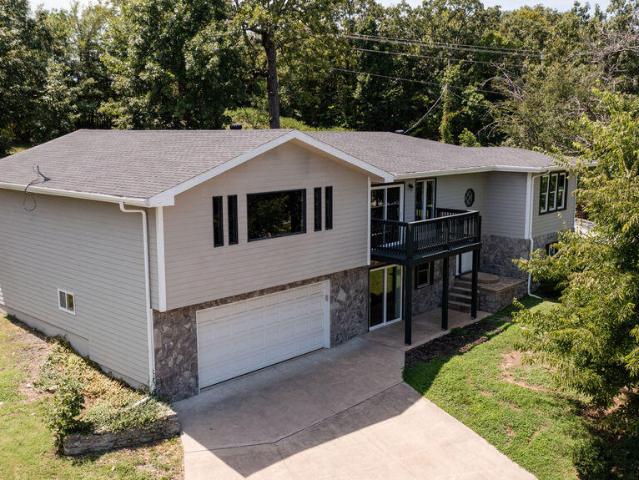 House for sale in Stone, Missouri
