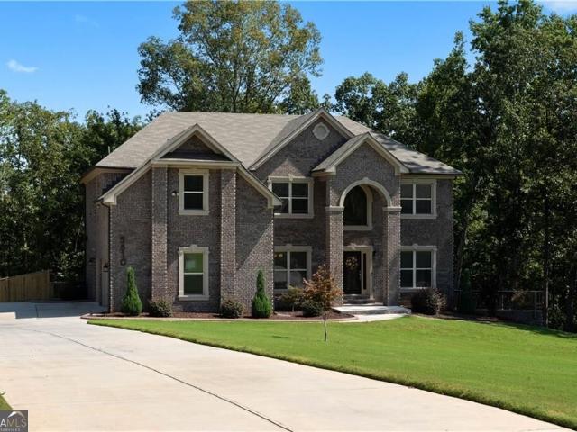 House for sale in Shelby Forest, Douglasville
