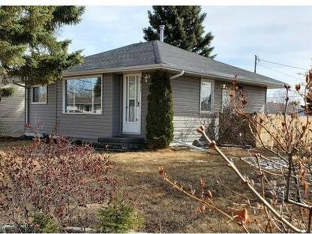 House for sale in Wedgewood, Alberta