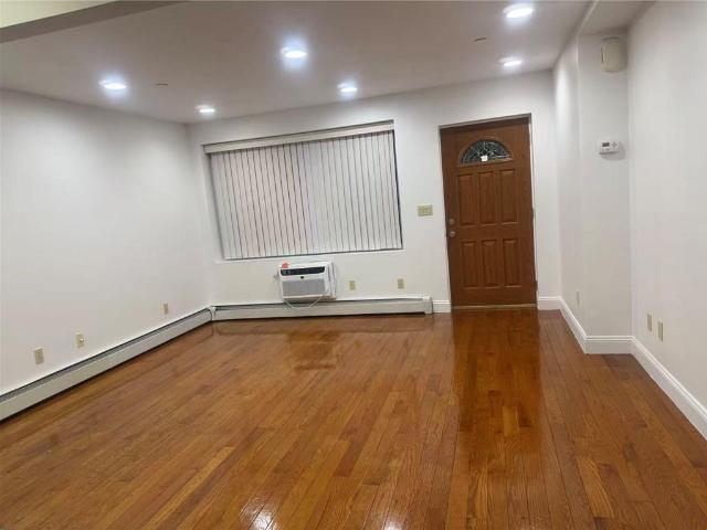House for sale in Queens, Arverne